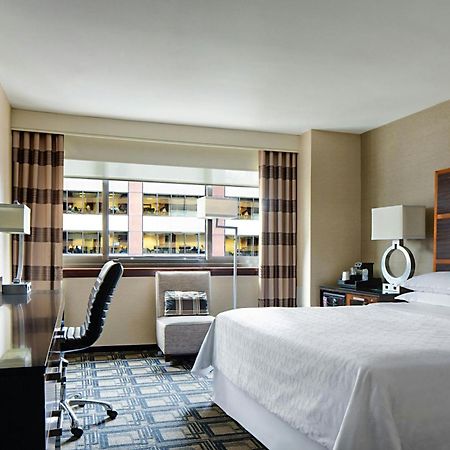Sheraton New York Times Square Hotel Esterno foto