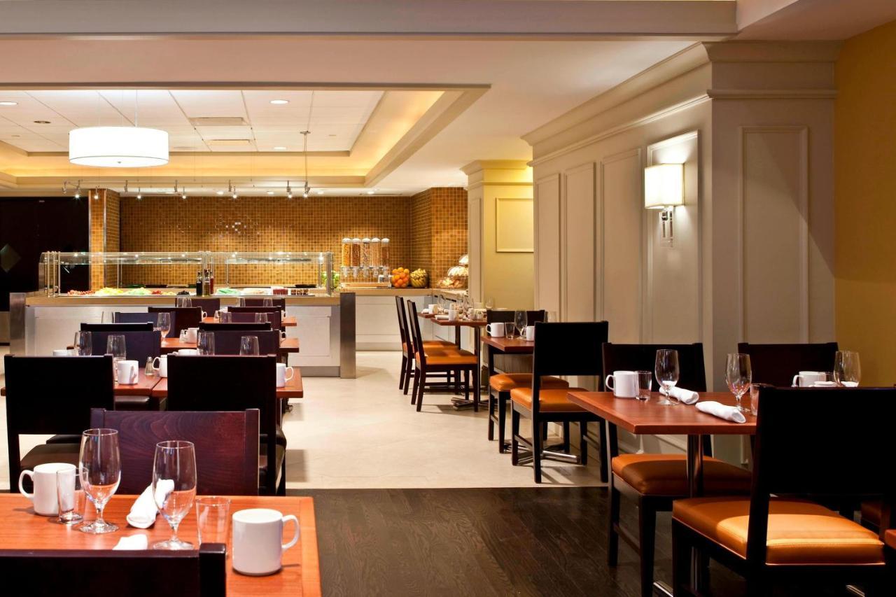 Sheraton New York Times Square Hotel Esterno foto