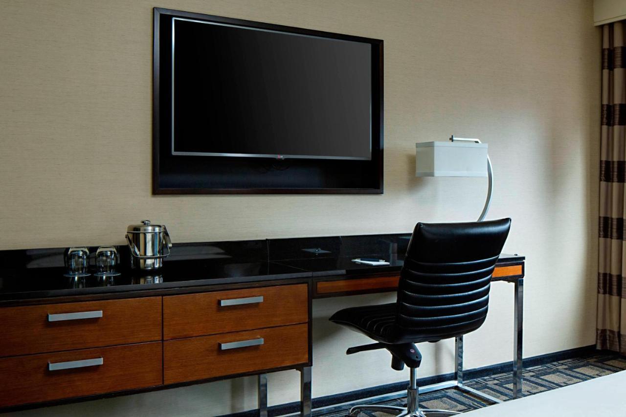 Sheraton New York Times Square Hotel Esterno foto