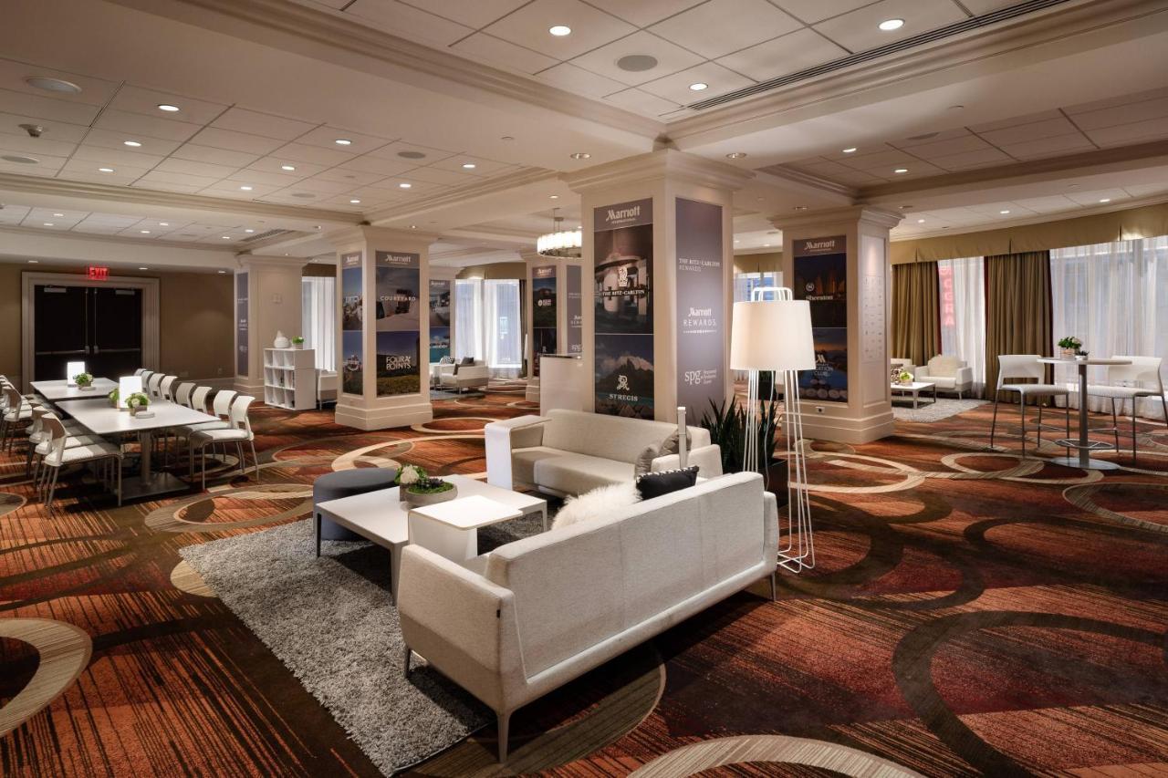 Sheraton New York Times Square Hotel Esterno foto