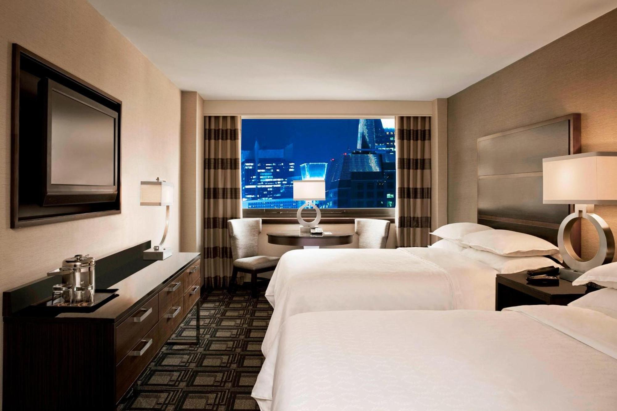 Sheraton New York Times Square Hotel Esterno foto